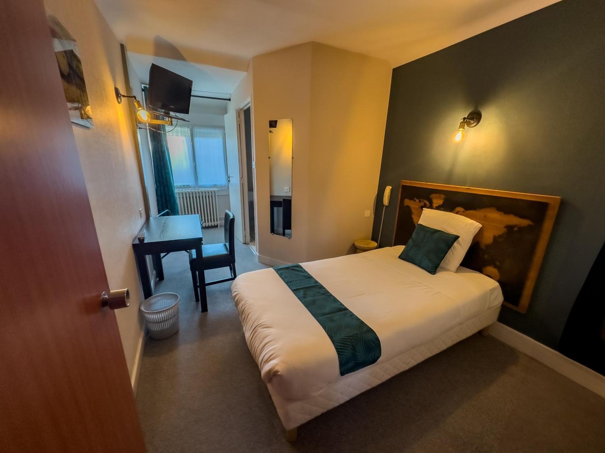 Logis Restaurant Des Voyageurs Hotel