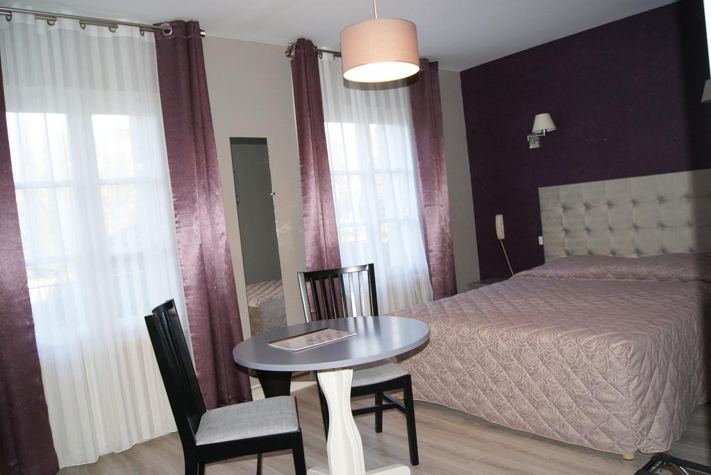 Logis Restaurant Des Voyageurs
