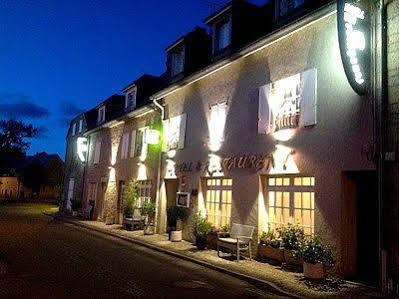 Logis Restaurant Des Voyageurs 3*